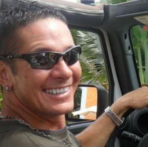 Meet your Posher, Jeffery